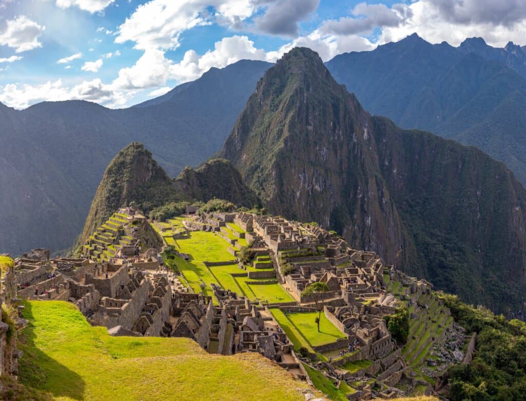 Simplify filing your US Taxes with our US-Peru Expat Tax Guide